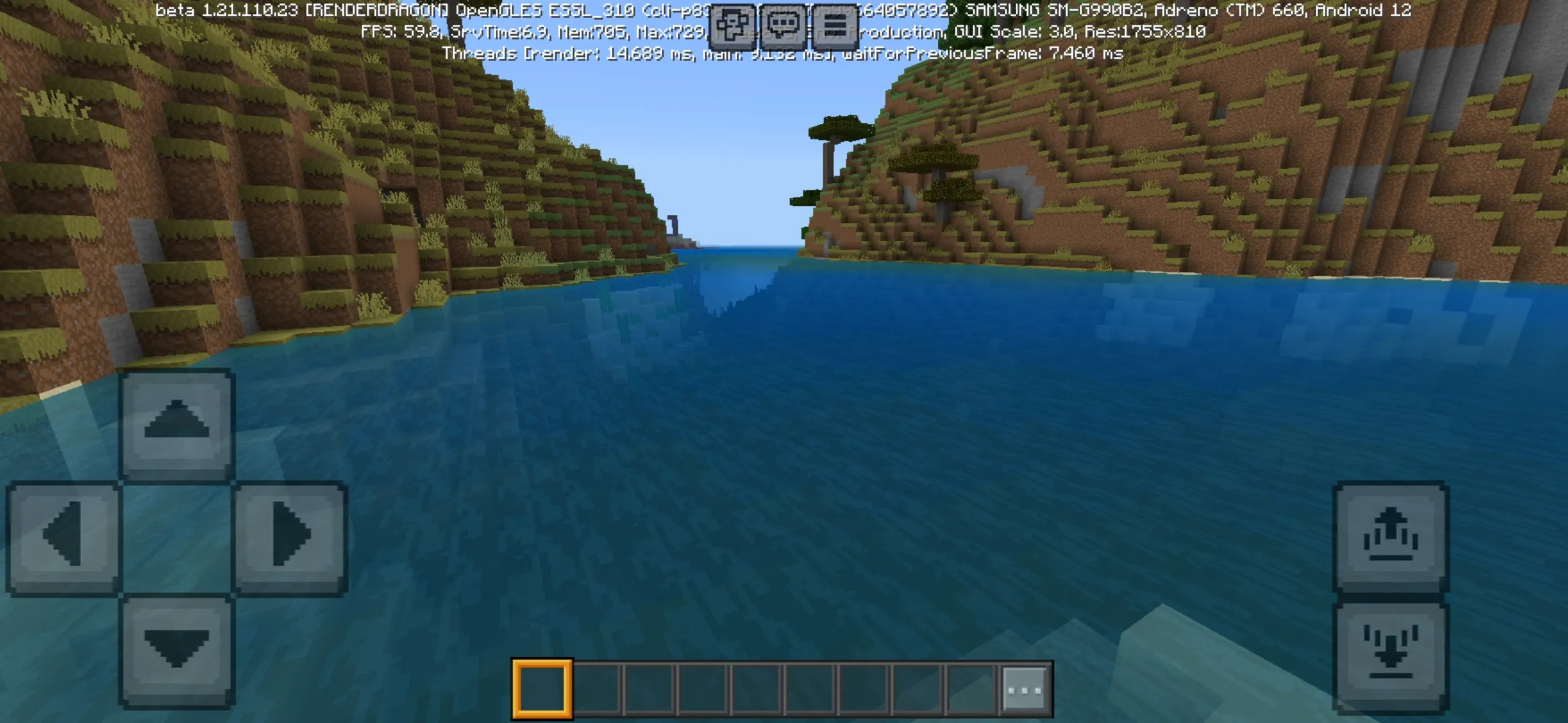 Water from Smooth Pixels Texture Pack for Minecraft PE